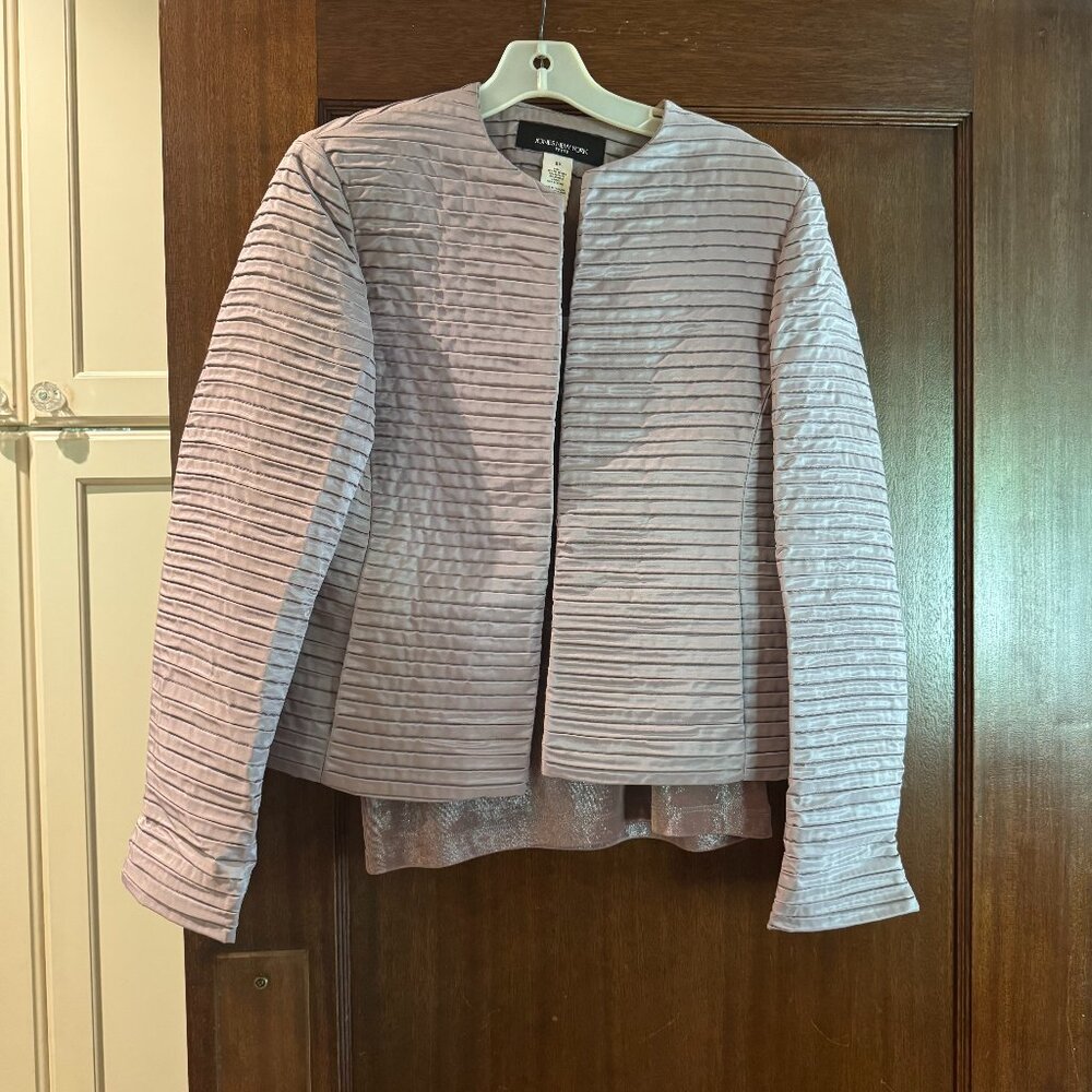 Vintage Jones New York pleated jacket